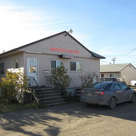 Midtown Motel On Alaska Ave Dawson Creek Esterno foto